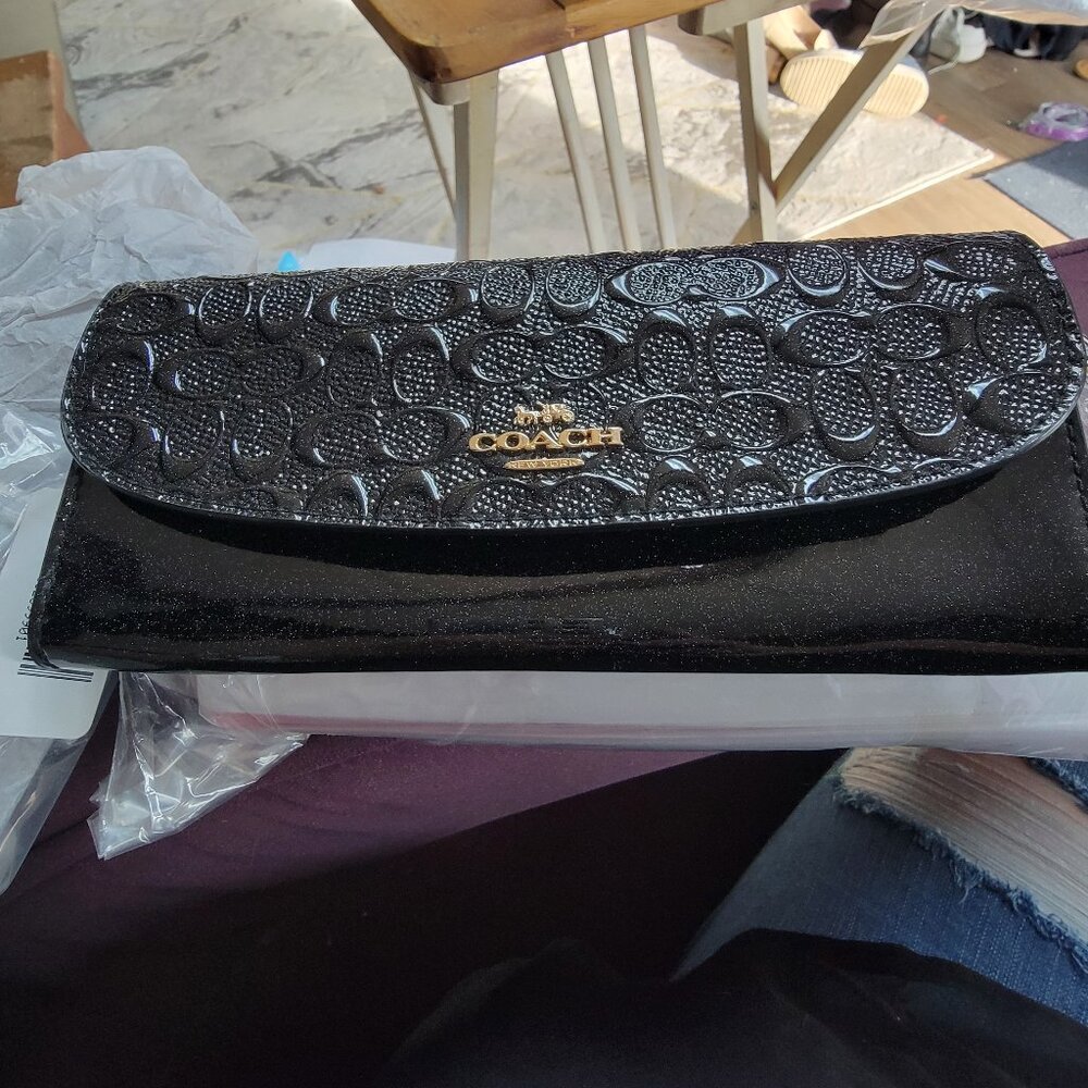 SOFT WALLET IN SIGNATURE LEATHER (COACH F26814) BLACK/LIGHT GOLD